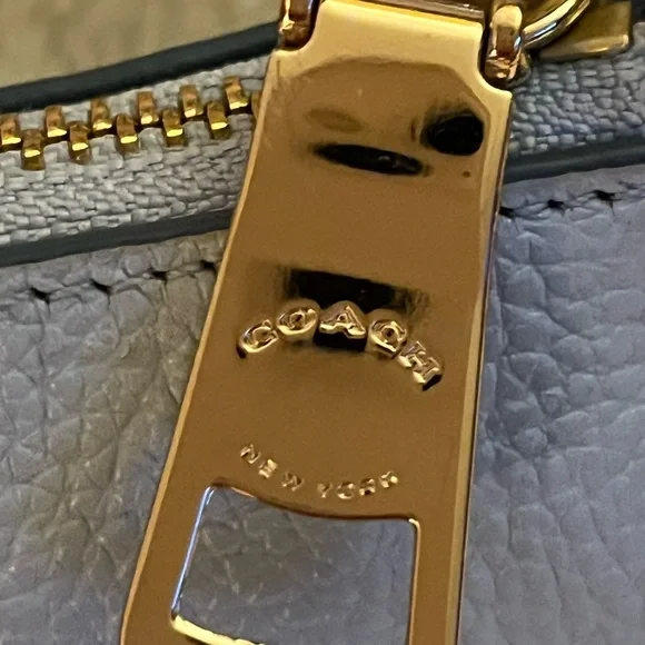 COACH CHARLEY DEBOSSED HORSE AND CARRIAGE BAG - Picture 6 of 11